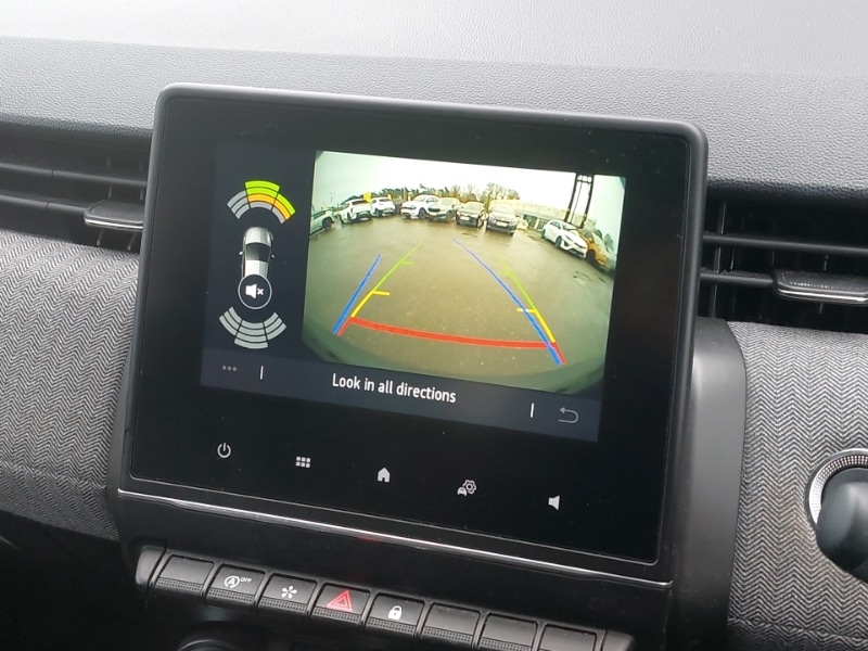 Used Renault Clio 2024 for sale - 77142140: Photo 11