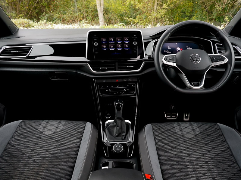 Used Volkswagen T-Roc 2023 for sale - 76695222: Photo 2