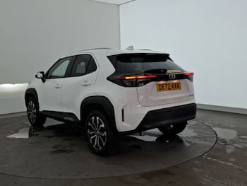 Used Toyota Yaris Cross 2023 for sale - 79661981: Photo
