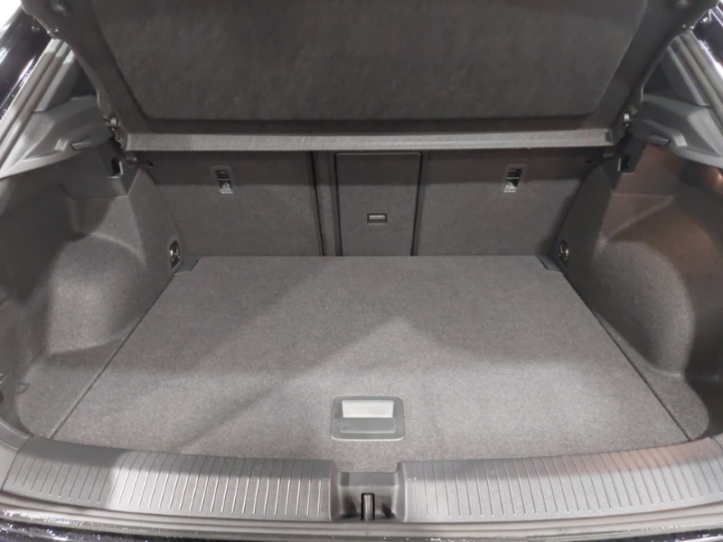 Used Volkswagen T-Roc 2025 for sale - 77294062: Photo 8