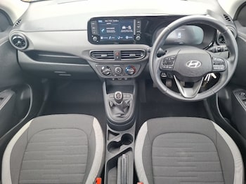 Used Hyundai i10 2024 for sale - 79561068: Photo