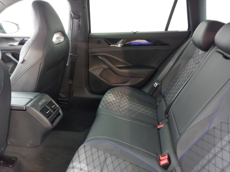 Used Volkswagen Passat 2024 for sale - 77956103: Photo 6