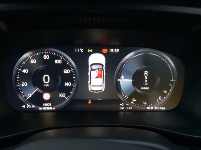 Used Volvo XC40 2022 for sale - 76975339: Photo 11