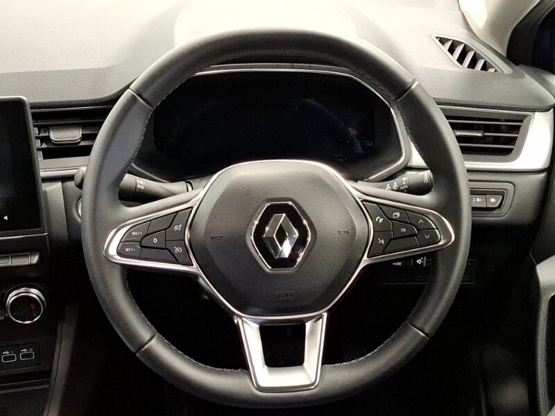 Used Renault Captur 2023 for sale - 77923861: Photo 7