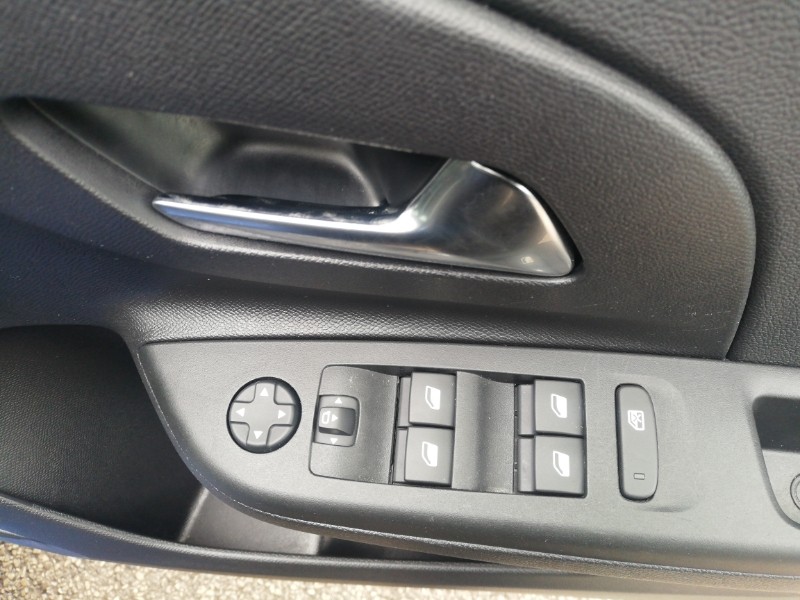 Used Vauxhall Corsa 2023 for sale - 76578659: Photo 12