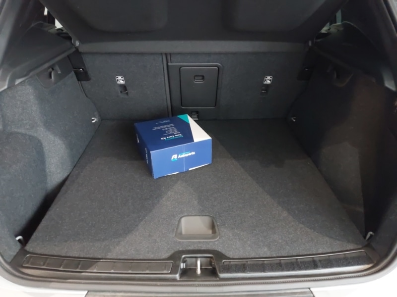 Used Volvo XC40 2024 for sale - 77652822: Photo 8