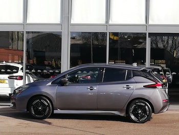 Used Nissan Leaf 2022 for sale - 77985872: Photo