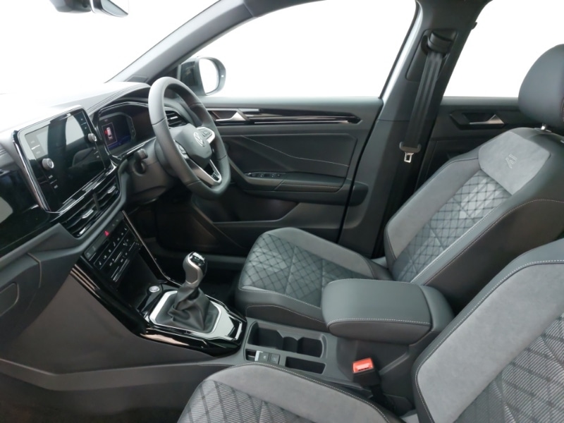 Used Volkswagen T-Roc 2025 for sale - 77597175: Photo 5