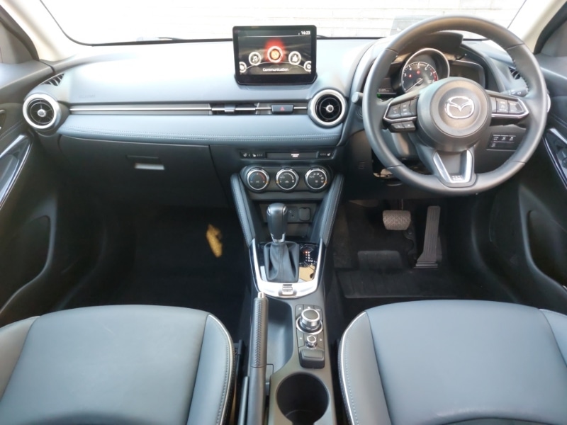 Used Mazda Mazda2 2022 for sale - 77875935: Photo 2