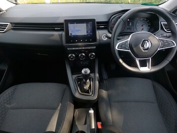 Used Renault Clio 2021 for sale - 79180548: Photo