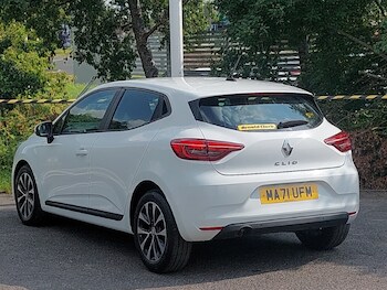 Used Renault Clio 2021 for sale - 79180548: Photo
