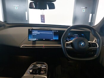 Used BMW iX 2022 for sale - 78152211: Photo