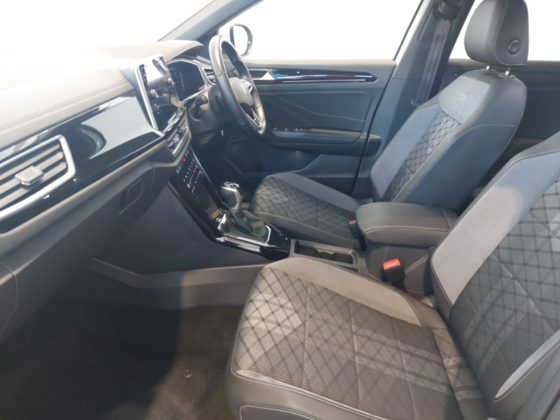 Used Volkswagen T-Roc 2022 for sale - 77353356: Photo 5