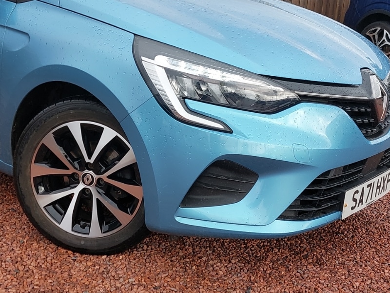 Used Renault Clio 2021 for sale - 76695000: Photo 9