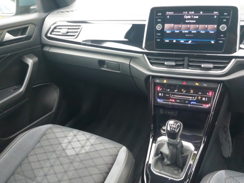 Used Volkswagen T-Roc 2023 for sale - 77285177: Photo 11