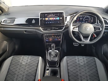 Used Volkswagen T-Roc 2022 for sale - 76951963: Photo