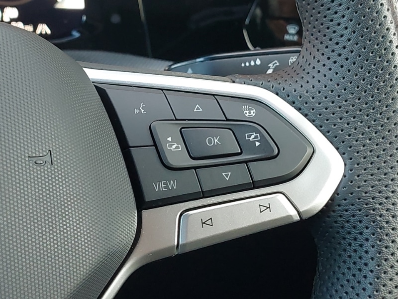 Used Volkswagen Golf 2024 for sale - 76404203: Photo 10