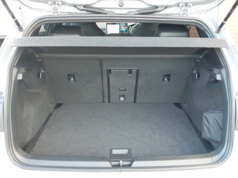 Used Volkswagen Golf 2024 for sale - 76404203: Photo 8