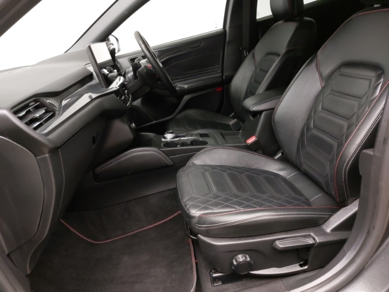 Used Ford Focus 2022 for sale - 78133290: Photo 5