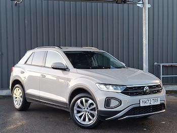 Used Volkswagen T-Roc 2022 for sale - 76789048: Photo
