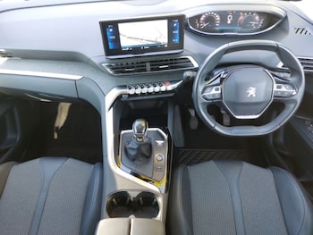 Used Peugeot 3008 2022 for sale - 76194966: Photo 2