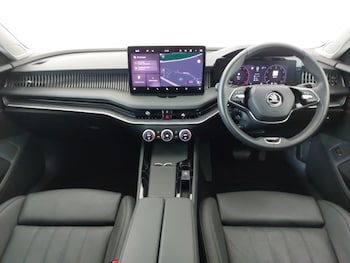 Used Skoda Superb 2024 for sale - 76174473: Photo 2