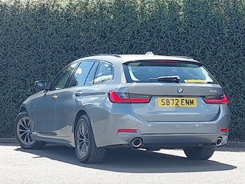 Used BMW 3 Series 2023 for sale - 78699996: Photo