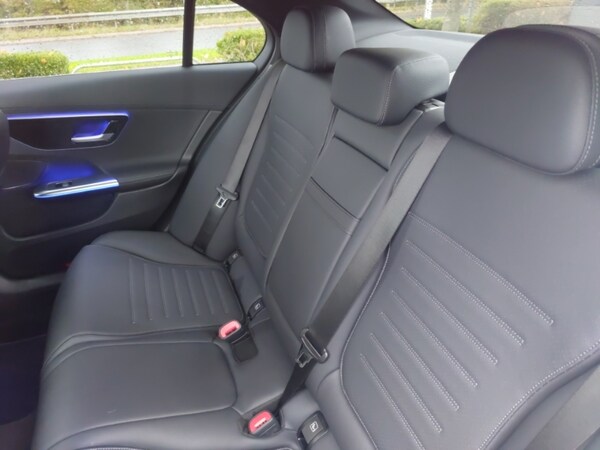 Used Mercedes-Benz C-Class 2024 for sale - 76233161: Photo 6