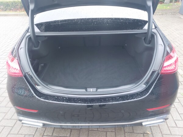 Used Mercedes-Benz C-Class 2024 for sale - 76233161: Photo 8