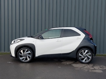 Used Toyota Aygo X 2023 for sale - 76842554: Photo