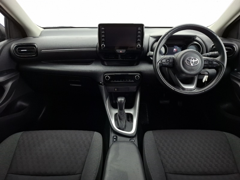 Used Toyota Yaris 2022 for sale - 76506425: Photo 2