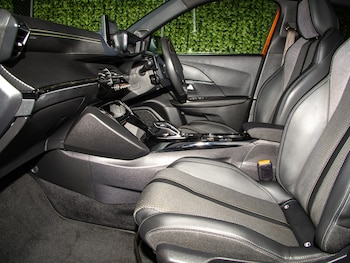 Used Peugeot 2008 2022 for sale - 79342846: Photo