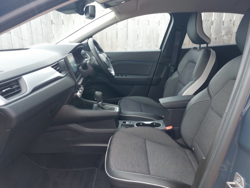 Used Renault Captur 2023 for sale - 78126770: Photo 5