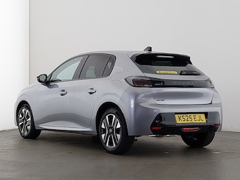 Used Peugeot 208 2025 for sale - 79561101: Photo