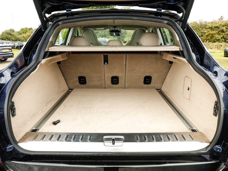 Used Aston Martin DBX 2021 for sale - 77253097: Photo 8