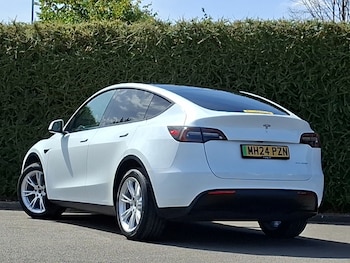 Used Tesla Model Y 2024 for sale - 79505335: Photo