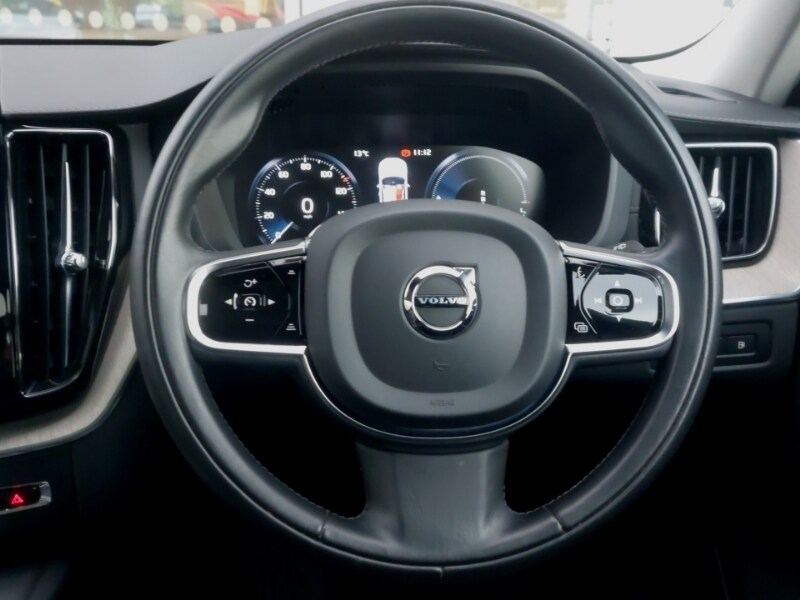 Used Volvo XC60 2021 for sale - 77624578: Photo 7