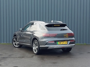 Used Genesis GV70 2023 for sale - 78547569: Photo