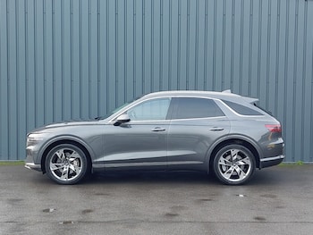 Used Genesis GV70 2023 for sale - 78547569: Photo