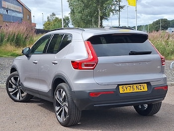 Used Volvo XC40 2025 for sale - 79572945: Photo