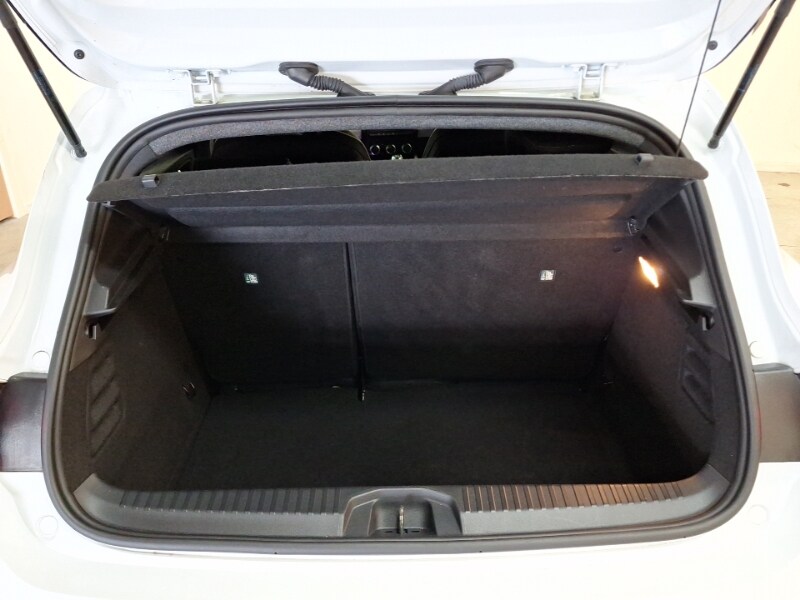 Used Renault Clio 2023 for sale - 78152063: Photo 8