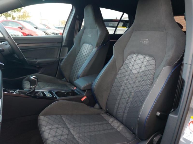 Used Volkswagen Golf 2024 for sale - 76529201: Photo 12