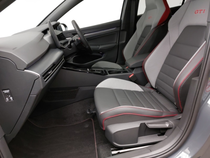 Used Volkswagen Golf 2025 for sale - 77648704: Photo 5