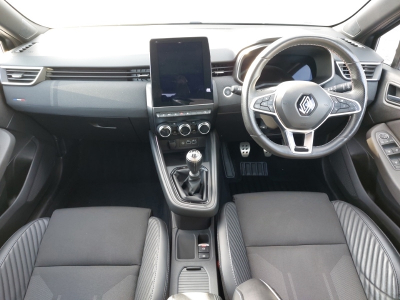 Used Renault Clio 2024 for sale - 76688468: Photo 2