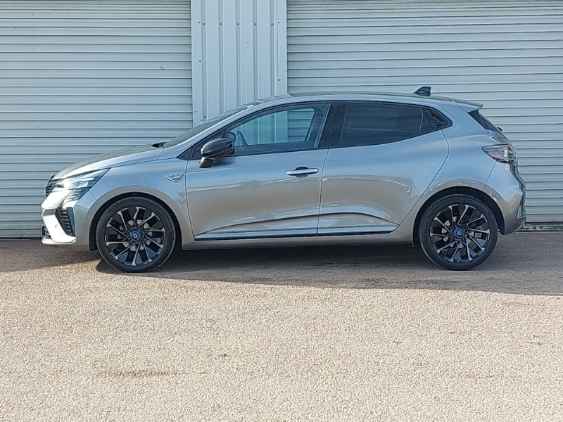 Used Renault Clio 2024 for sale - 76688468: Photo 4