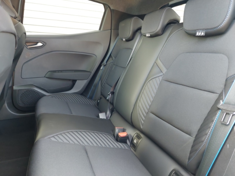 Used Renault Clio 2024 for sale - 76688468: Photo 6