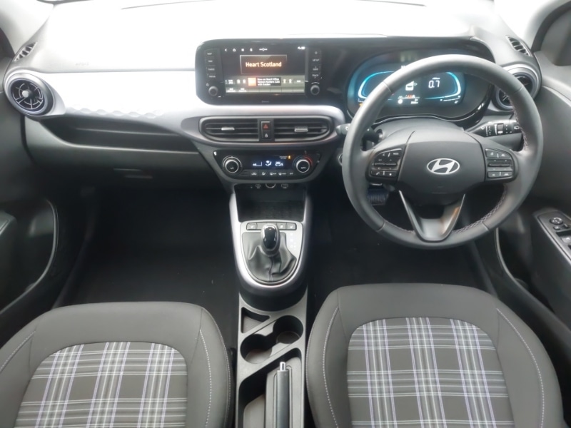 Used Hyundai i10 2024 for sale - 77987503: Photo 2