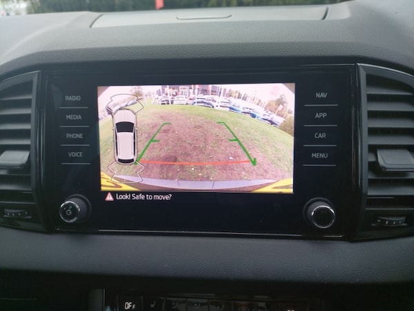 Used Skoda Karoq 2021 for sale - 76325125: Photo 10