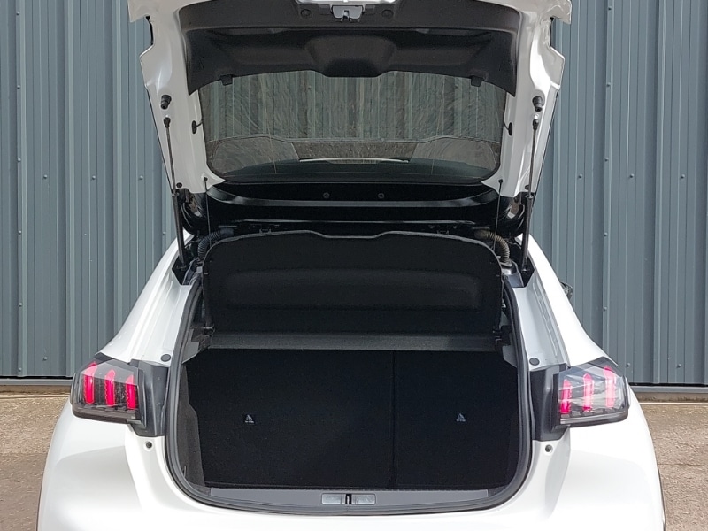 Used Peugeot 208 2023 for sale - 78146760: Photo 8