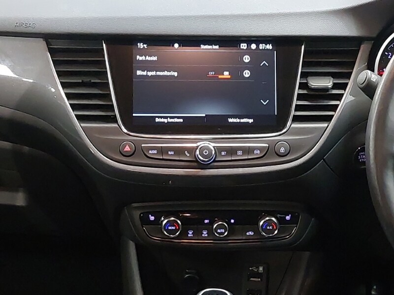 Used Vauxhall Crossland 2022 for sale - 76907559: Photo 10